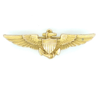 US, WWII - Navy Naval Pilot Cap Badge by H&H