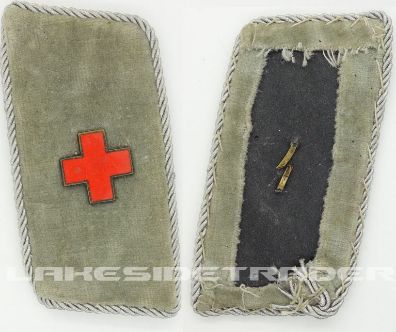 Red Cross Officer Collar tab