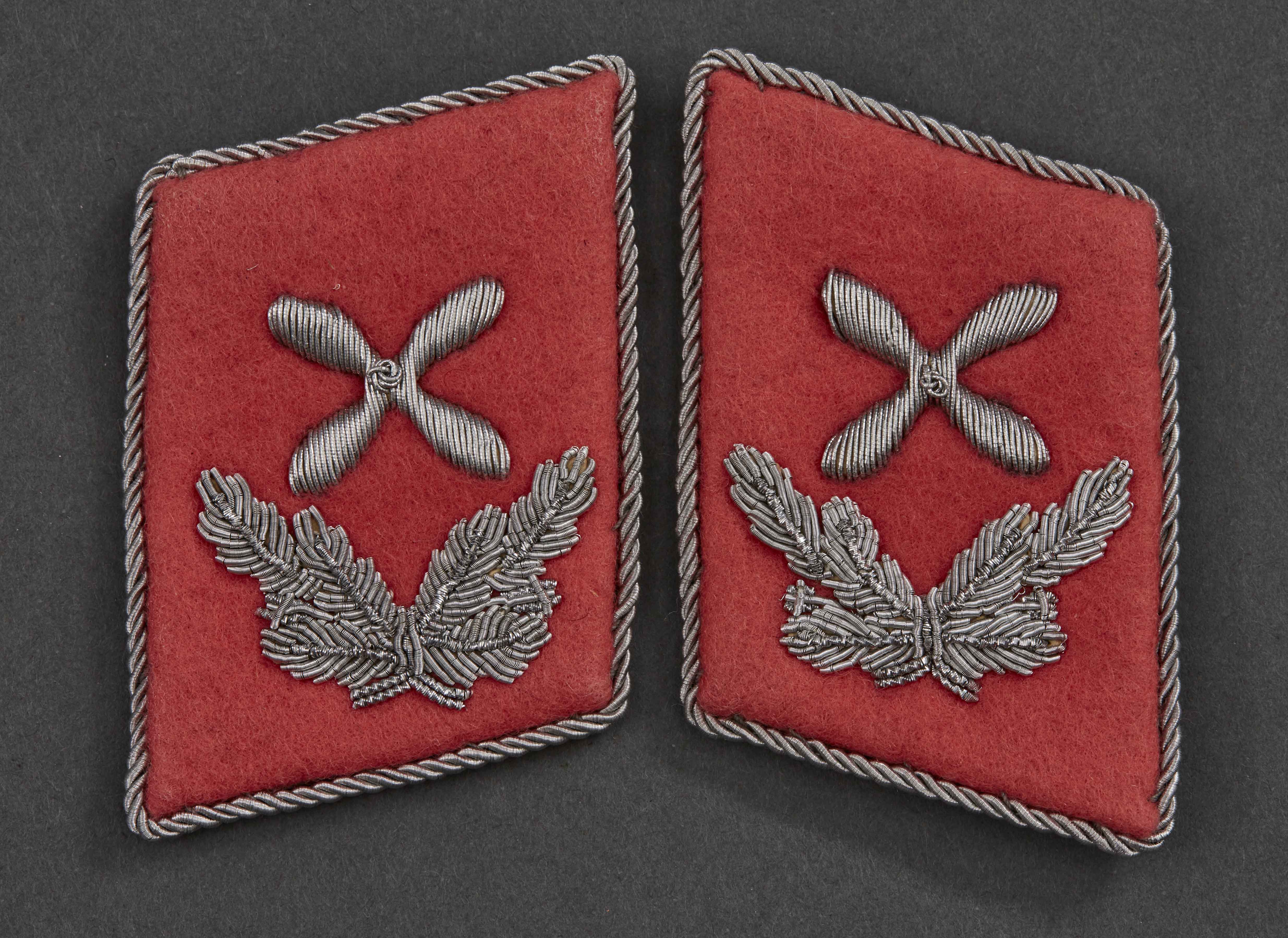 Luftwaffe Engineers Hauptmann's Tabs