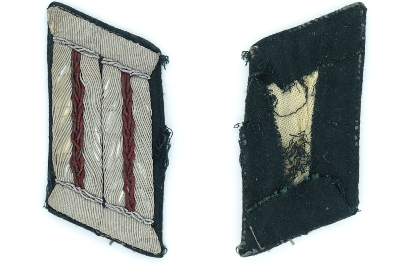 Army Smoke/Chemical Officers Collar Tab