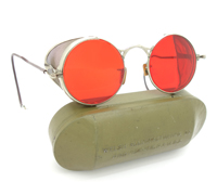 United States - Cased Aviator / Motorcycle Glasses 