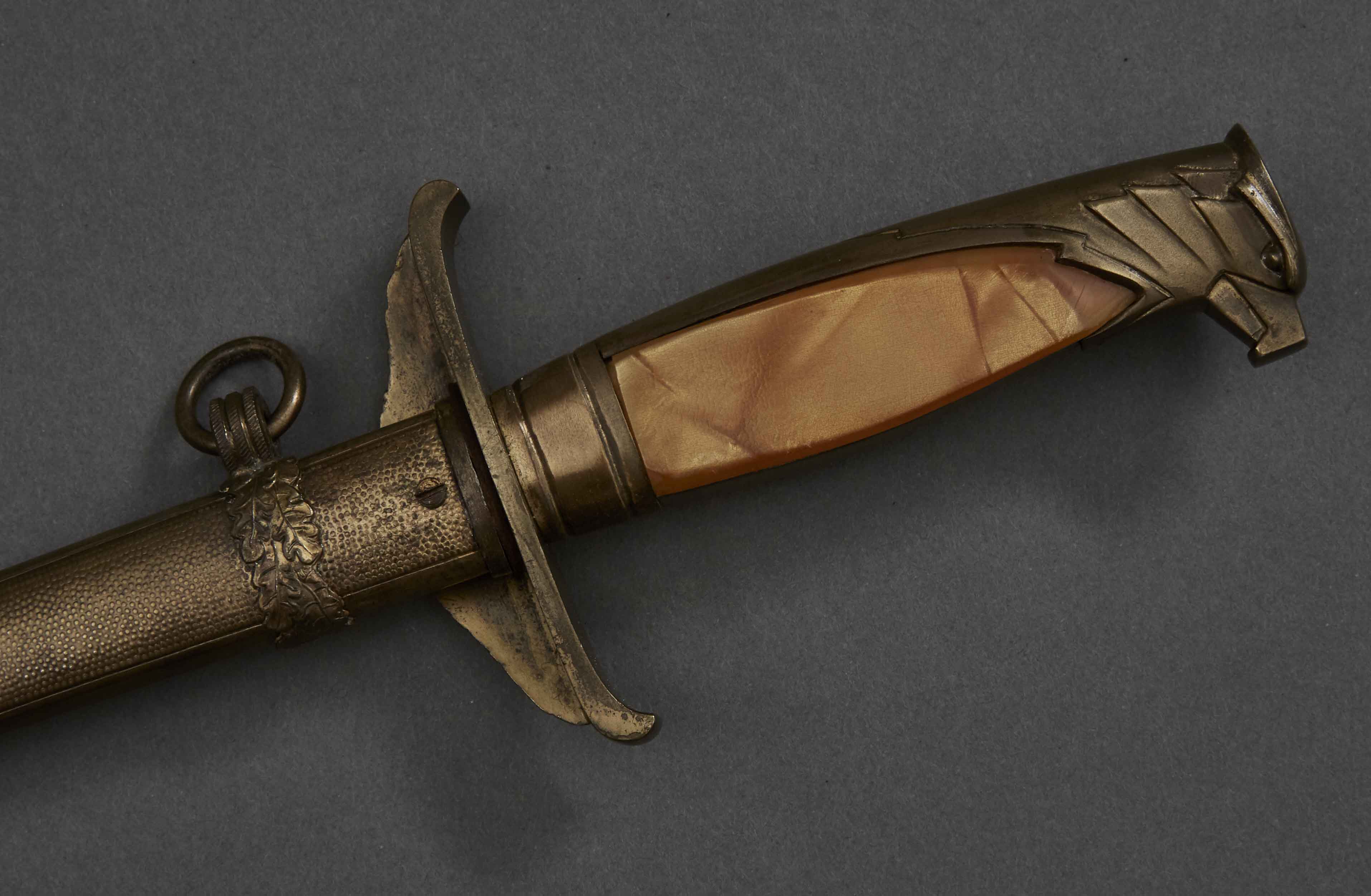 Eastern Territory Gold Government Official Dagger 