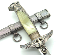 Government Officials Dagger by Alcoso