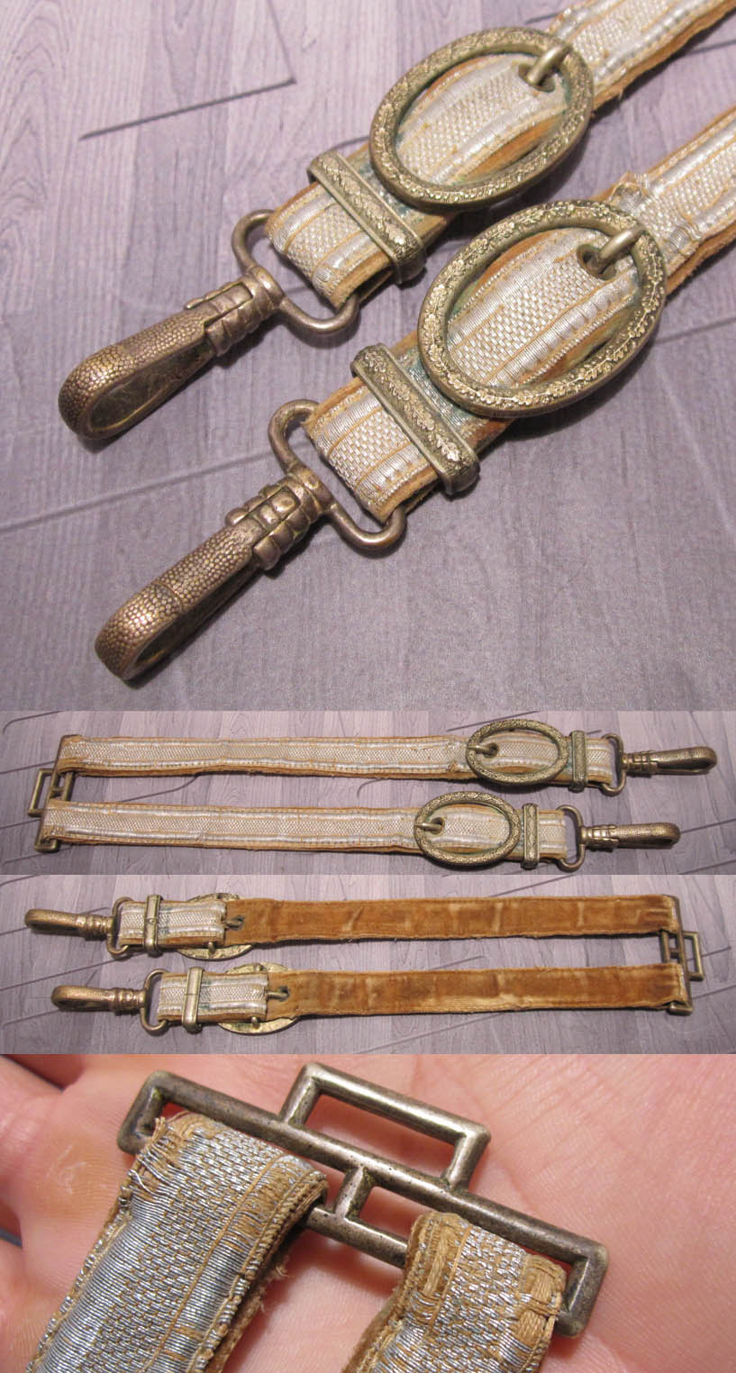 Early Tombak Army Hangers