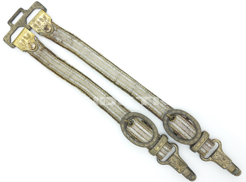 General’s Super Deluxe Army Dagger Hangers
