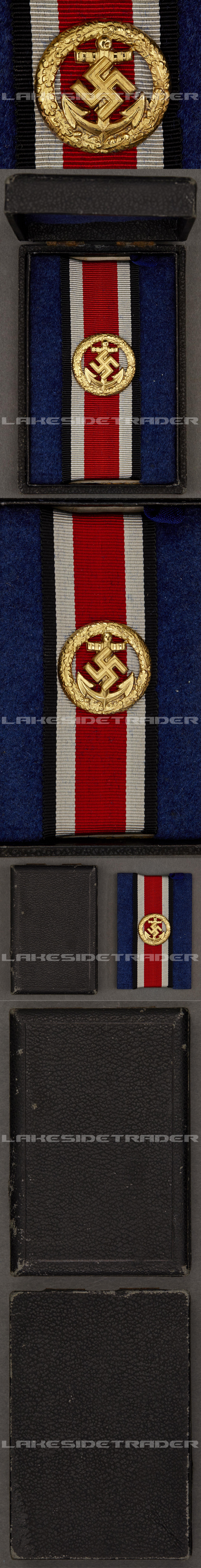 Cased Navy Honor Roll Clasp