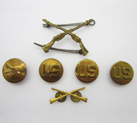 Six piece US Metal Insignia Group