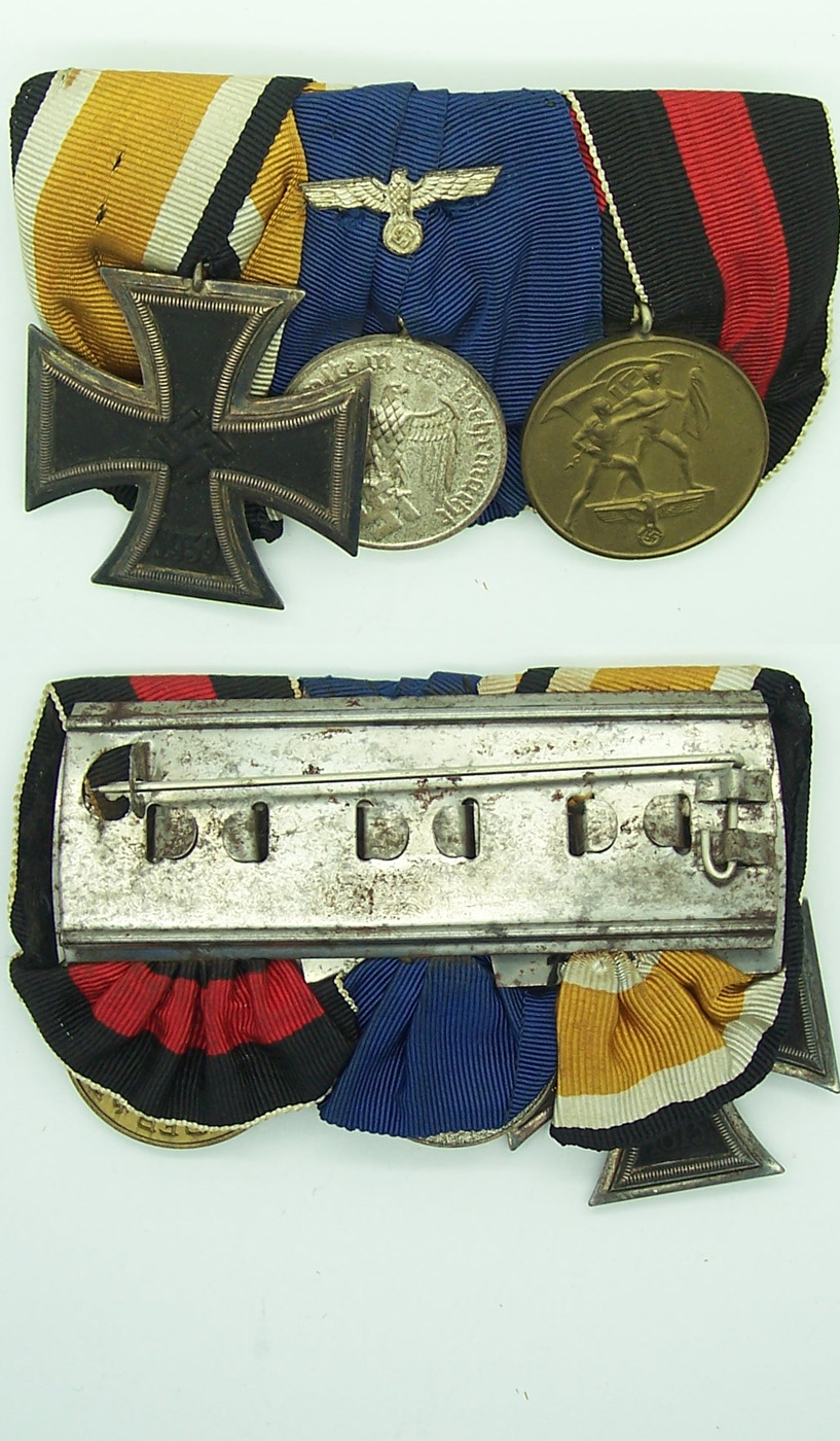 Three Place WWII Medal Bar