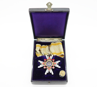 Cased Order of the Sacred Treasure 3rd Class w Photo