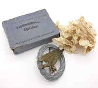Issue Carton - Paratrooper Badge by Assmann 
