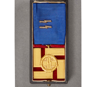 SS 25-Year Long Service Award in its Presentation Issue Case