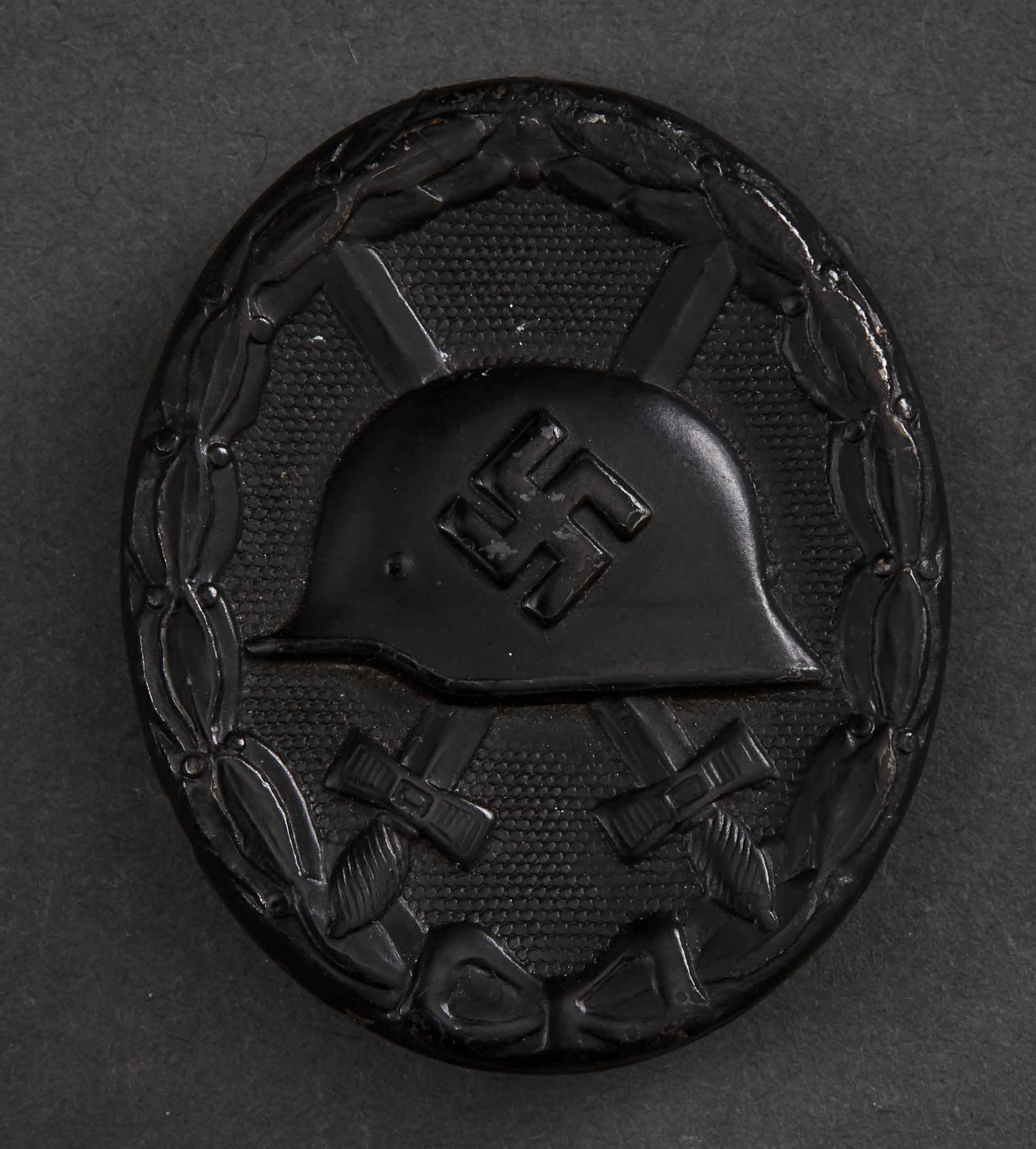 Black Wound Badge by L/14