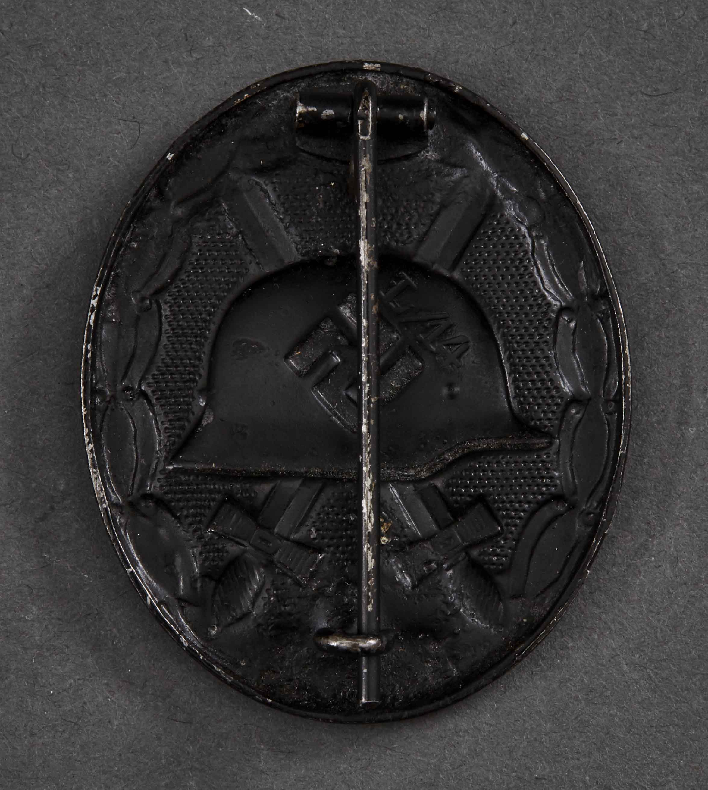Black Wound Badge by L/14