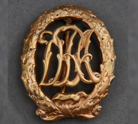 Gold DRA Sports Badge