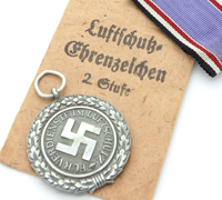 2nd Class Air Defense Medal in Issue Packet by 10