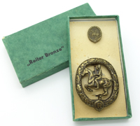 Bronze Equestrian Badge and Stickpin in Issue Case