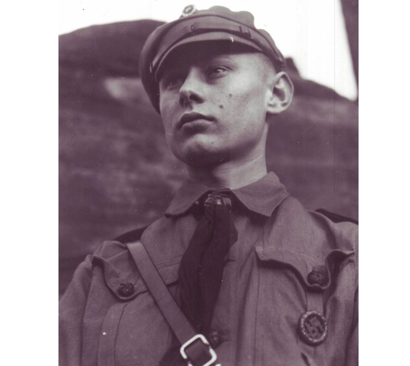 10th Anniversary Munich Putsch Badge 1933 by Deschler