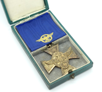 Cased 25 Year Police Long Service Award