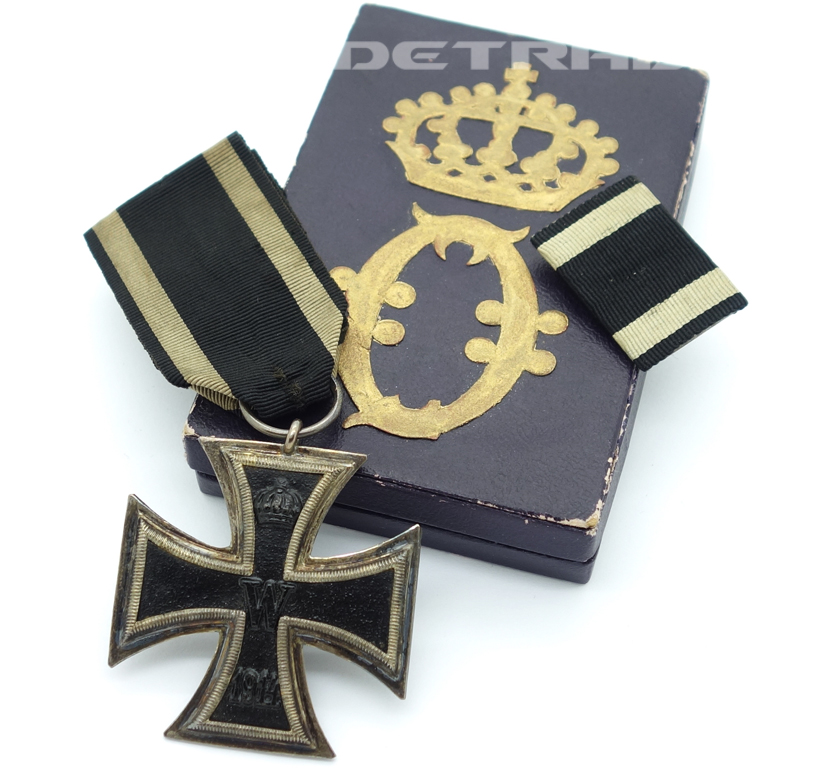 Cased Imperial 2nd Class Iron Cross