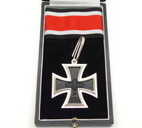 1957 Version - Cased Knight's Cross