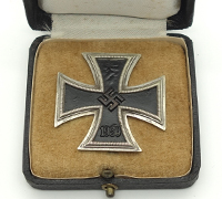 Cased 1st Class Iron Cross by L/50