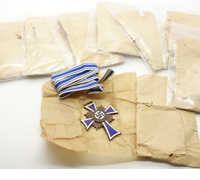 Bronze Mothers Cross in Issue Packet