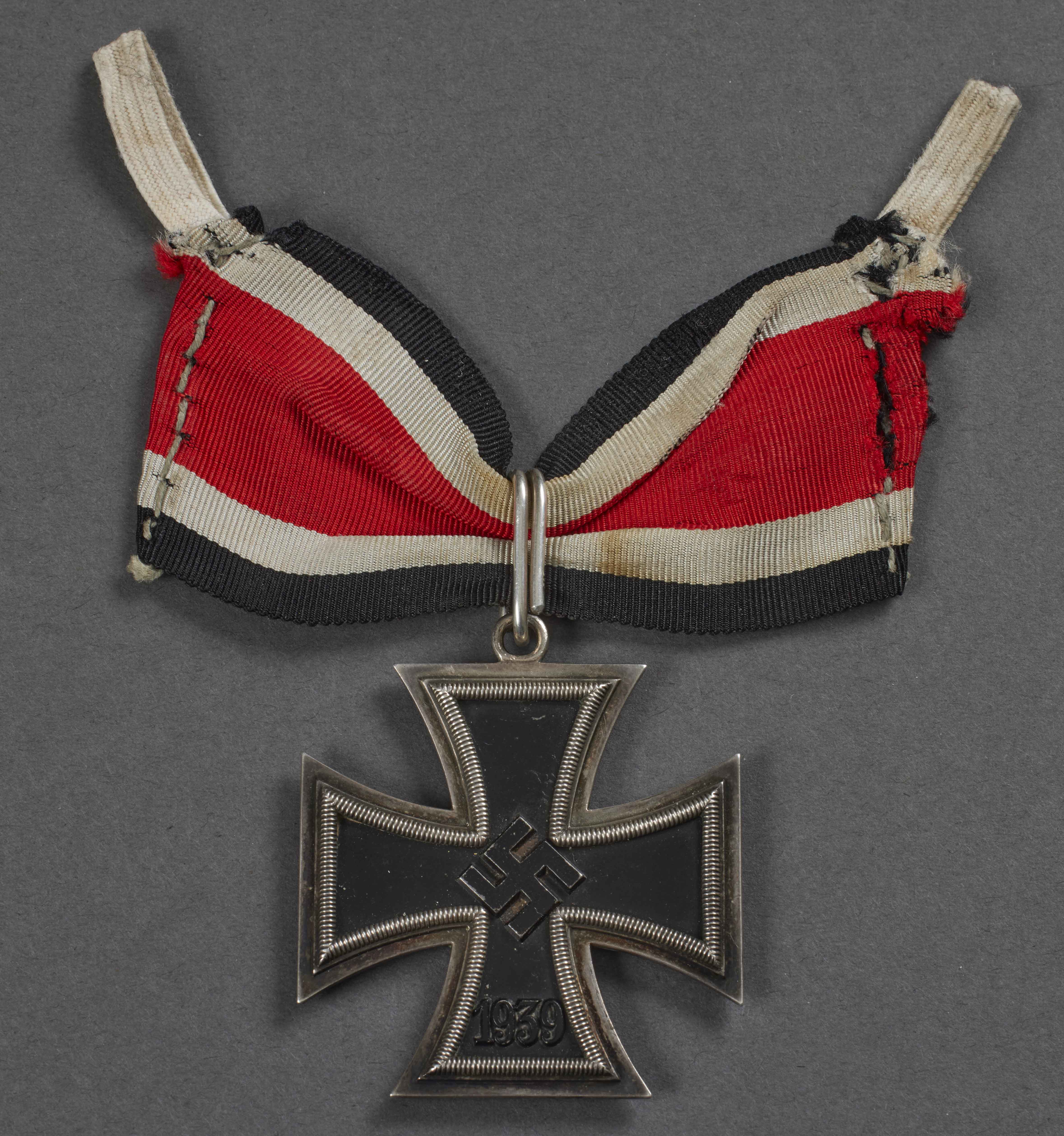 Knights Cross Iron Cross 1939 by Steinhauer & Luck 