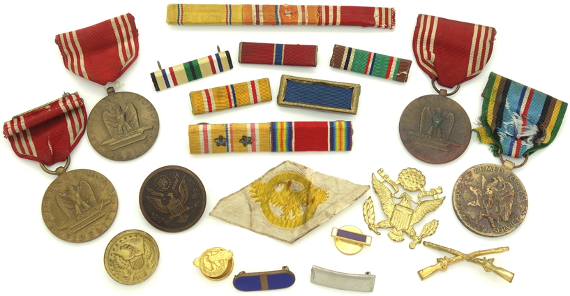 United States - 20pc Medal, Ribbon & Insignia Group
