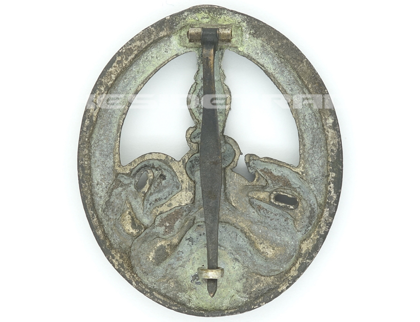 Anti-Partisan Badge in Silver by Juncker
