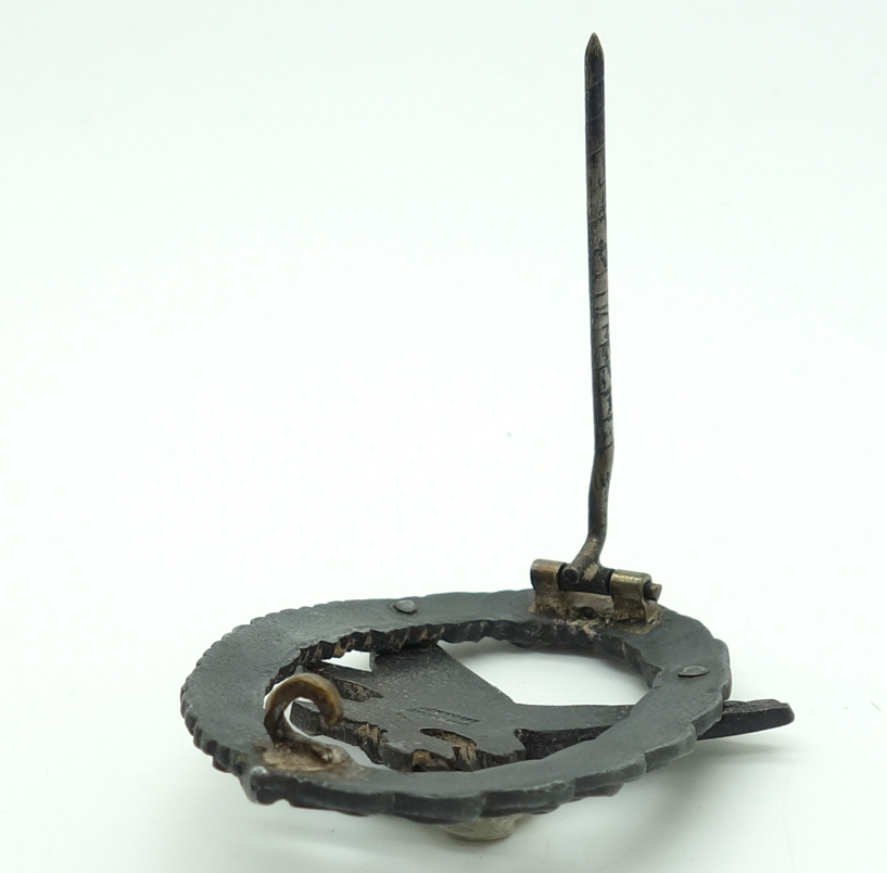 Radio Operation/Air Gunner Badge by W. Deumer