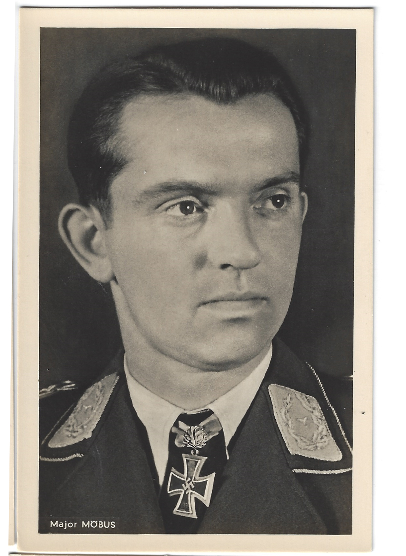 RK w Oaks Winner Martin Möbus Postcard