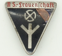 Women’s “Deutsches Frauenwerk” Membership Pin by RZM M1/34