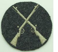 Luftwaffe Flight & Air Signals Armorer Trade Badge