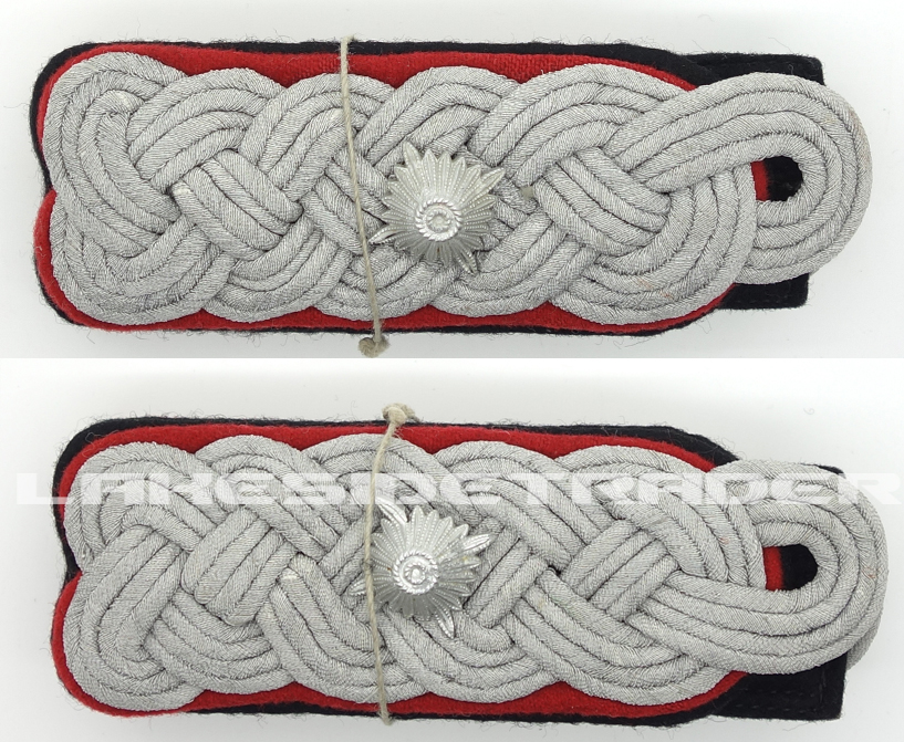 2 Unissued SS Artillery Obersturmbahnfuhrer Shoulder-boards