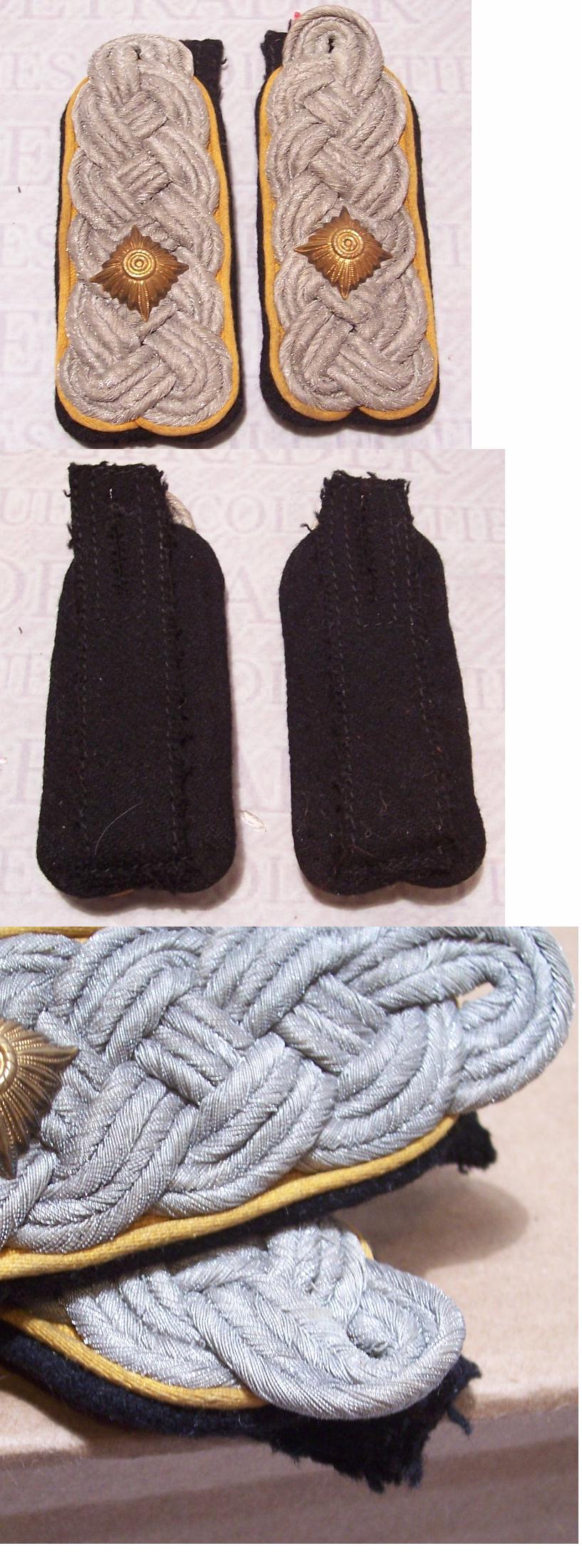 Waffen SS Cavalry Obersturmbahnfuhrer Shoulder Boards