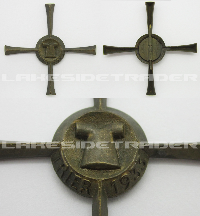 Trier Holy Tunic Tinnie 1933